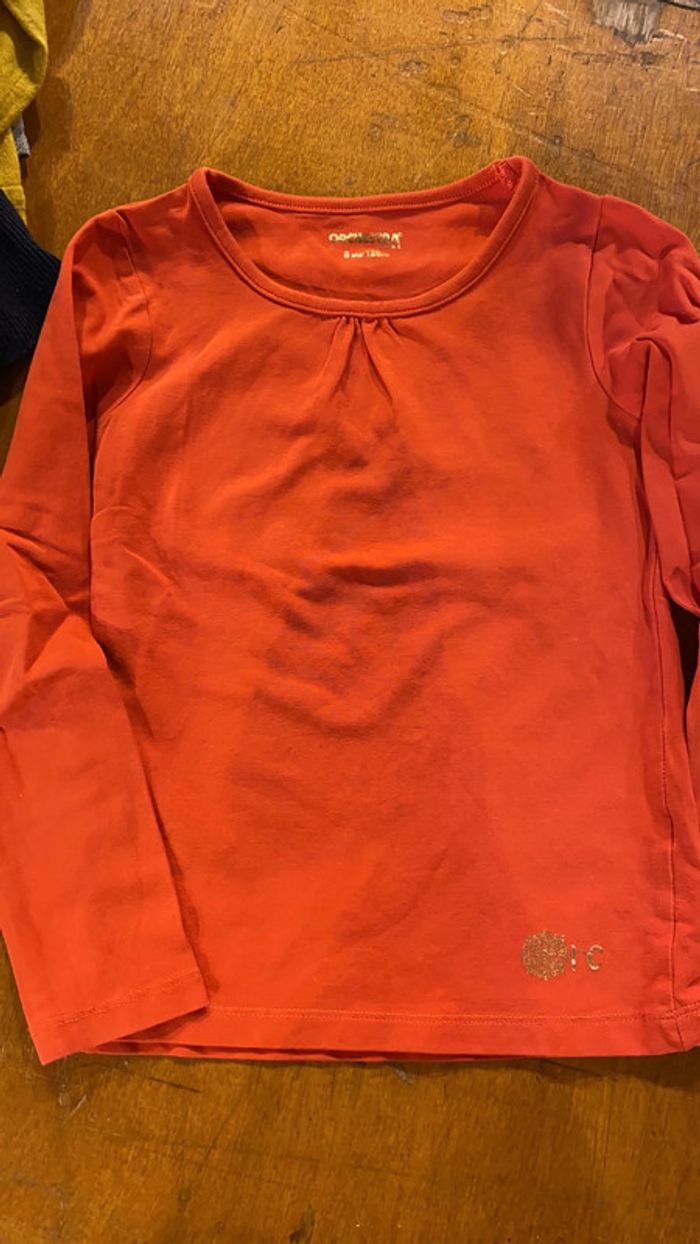 Lot 8 hauts - 8 ans - photo numéro 3