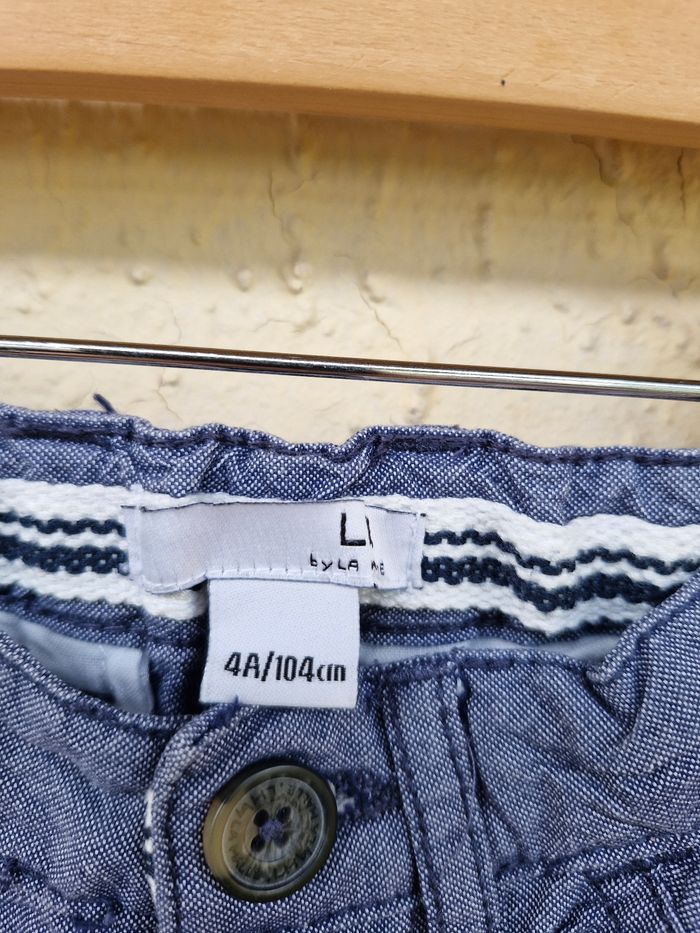 Short en jeans garçon. La halle - photo numéro 3