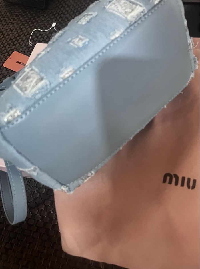 Sac Miu Miu chic en jeans paillettes neuf - photo numéro 3