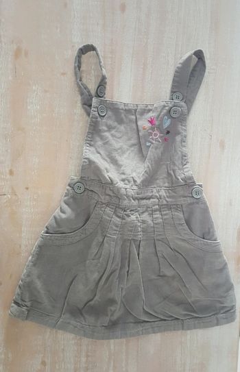 Robe.