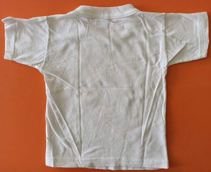 Tee-shirt fille made in Grèce, taille 2 ans , en excellent état - photo numéro 3