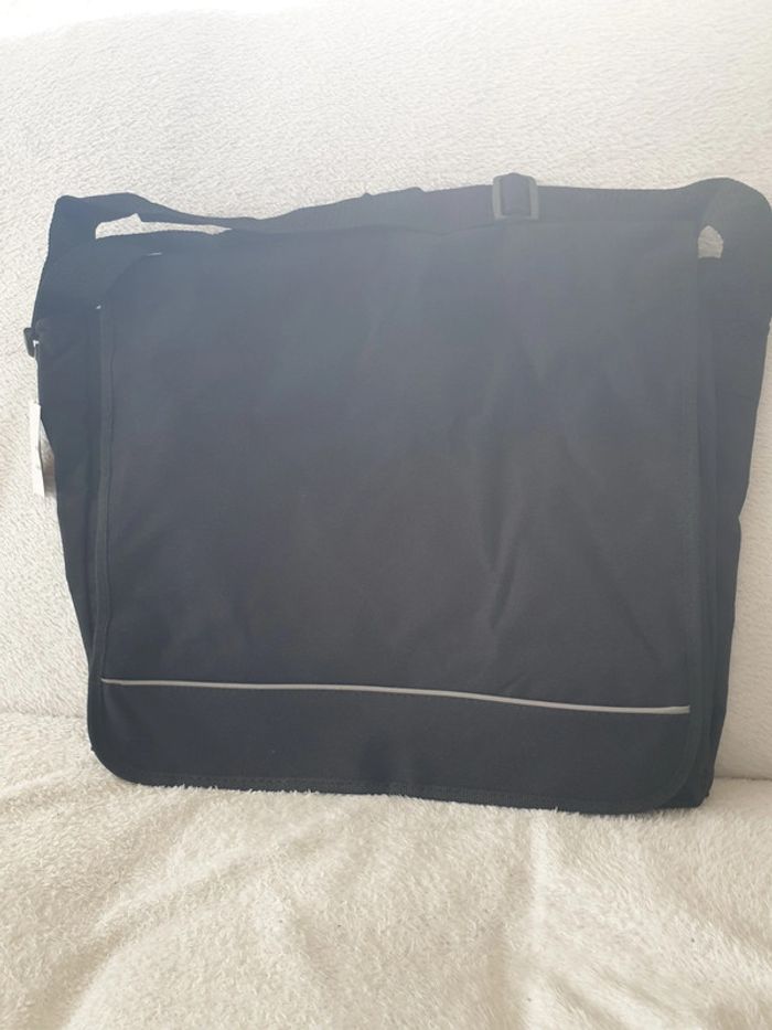 Très grand sac neuf - photo numéro 2