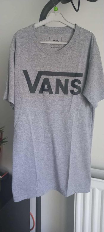 tee shirt vans