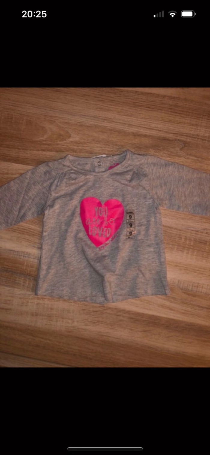 Tee shirt tape à l œil gris