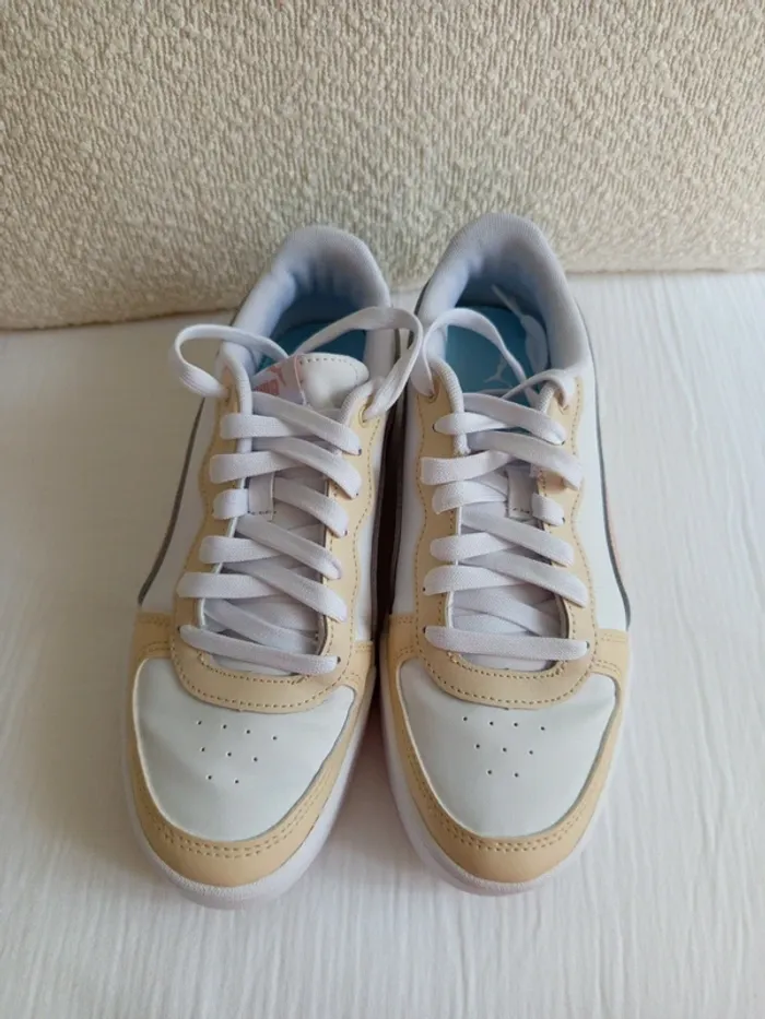 Paire de baskets sneakers Puma Skye pointure 38,5 - photo numéro 7