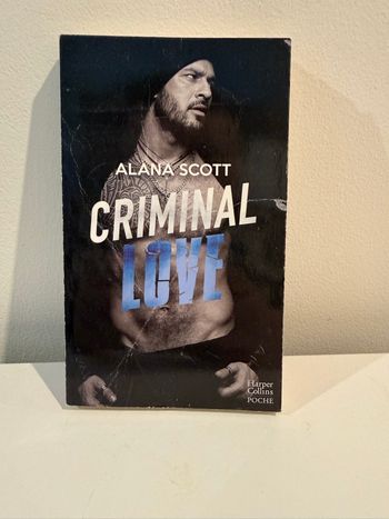 Livre Criminal Love 