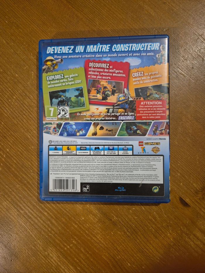 Lego Worlds pour PS4 - photo numéro 2