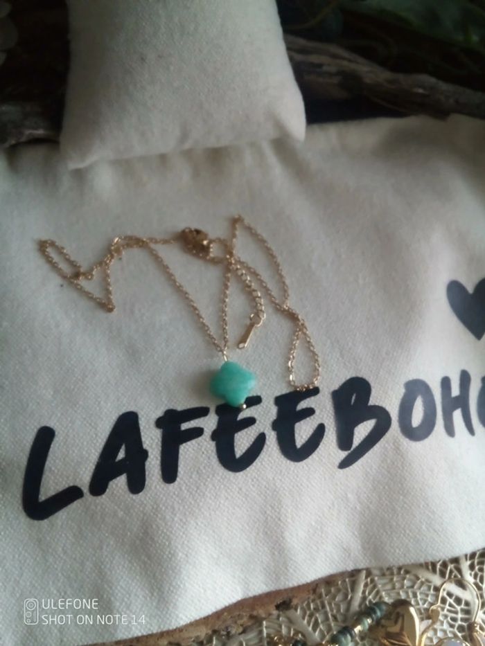 Collier porte bonheur trèfle à 4 feuilles en pierre d'amazonite - photo numéro 2