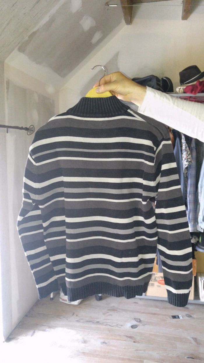 Pull col V - photo numéro 2