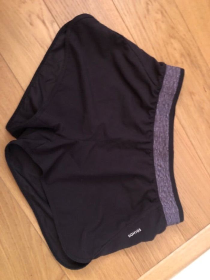 Short sport T.M