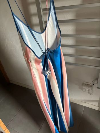 Robe légère et classe