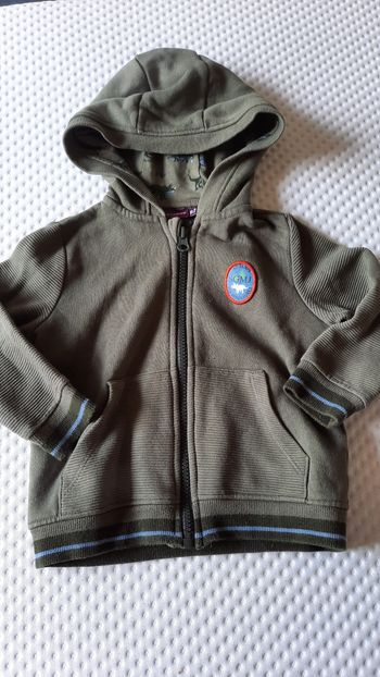 Pull 2 ans
