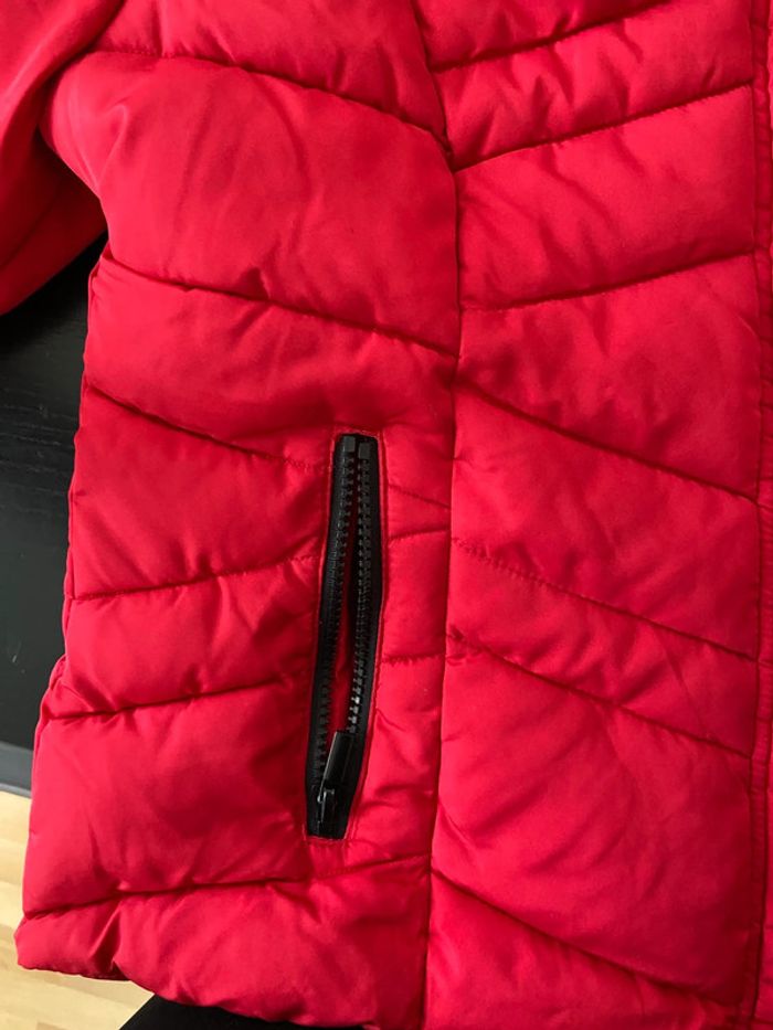 Magnifique doudoune à capuche rouge / Taille M - photo numéro 7