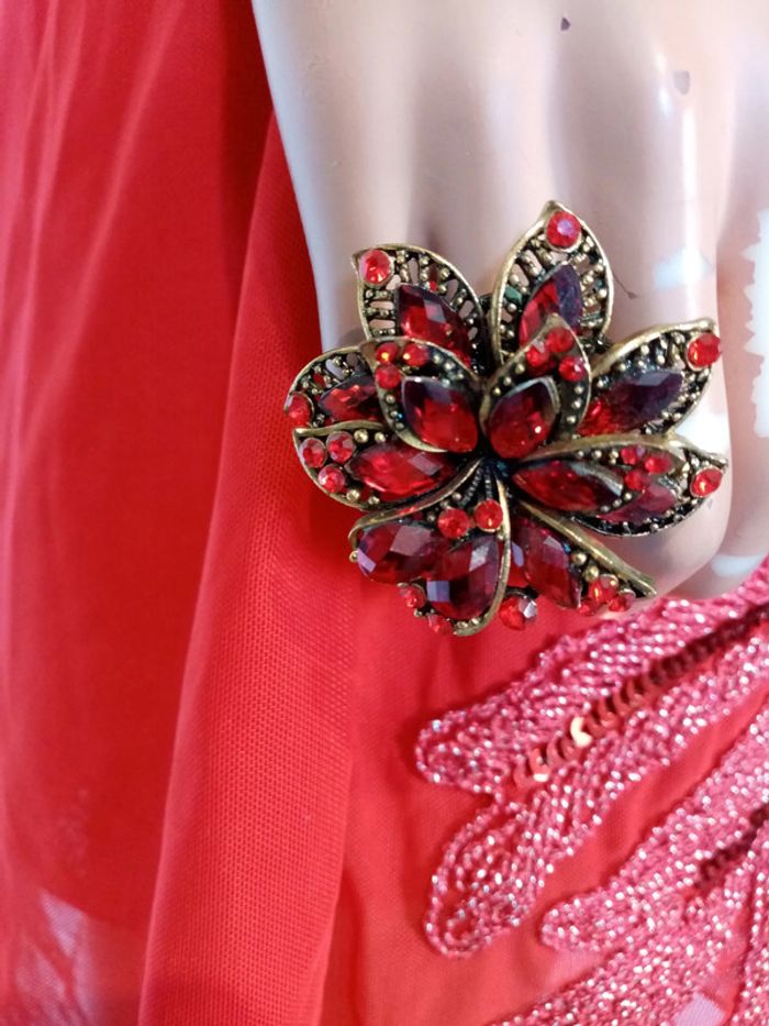 Superbe bague fantaisie fleur rouge - photo numéro 3