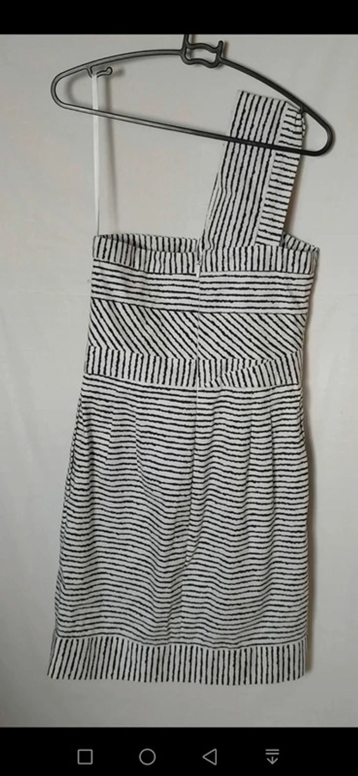 Robe rayures noir blanc Taille XS Bcbg MaxAzria - photo numéro 12