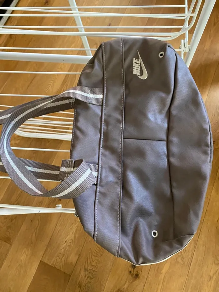 Sac à main Nike - photo numéro 2