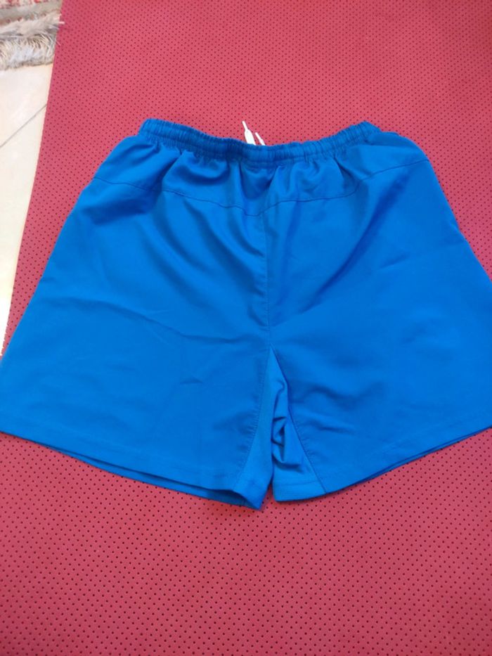 Short de foot Brésil, Nike Authentique Officiel taille enfant 12/13 ans - photo numéro 8