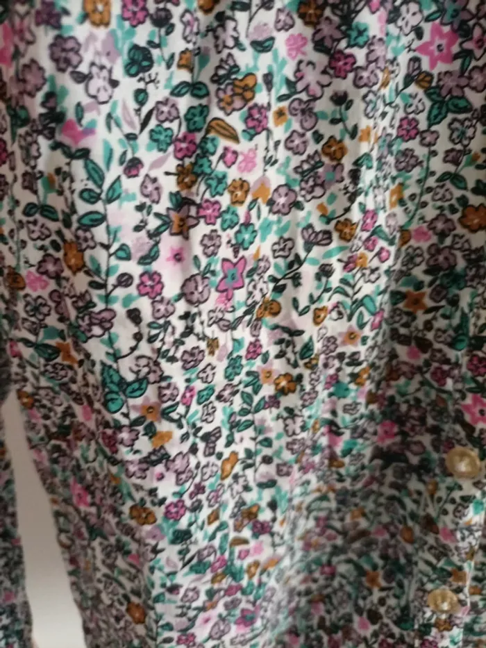 Superbe chemise fleurie TAO 14 ans - photo numéro 3
