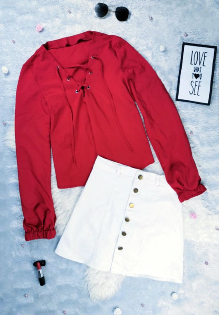 Top fluide bordeaux à lacets croisés et décolleté en V - T.S ou T.36 🖤