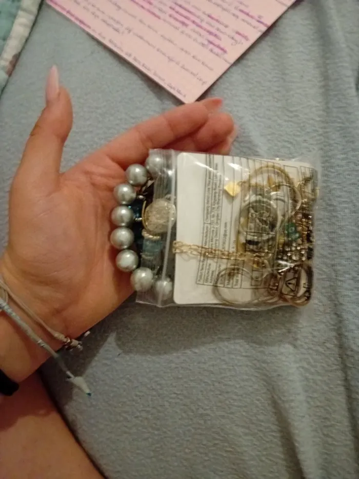 Sachet se bijoux mystère