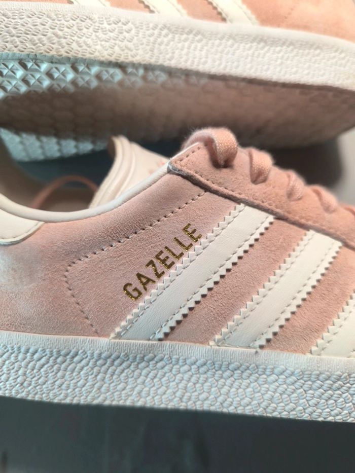 Gazelle rose pointure 38 peu portées sans boîte - photo numéro 10