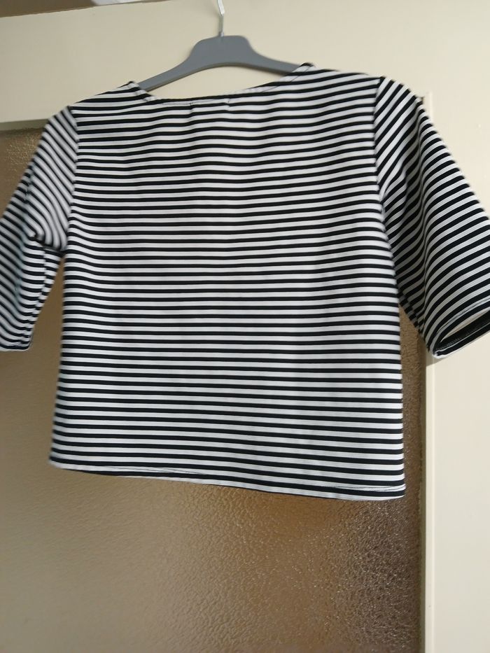Tee shirt court - photo numéro 2