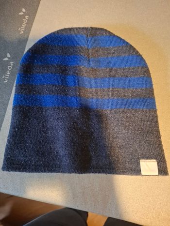 Bonnet 8/10 ans