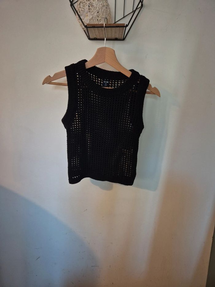 Pull sans manche crochet