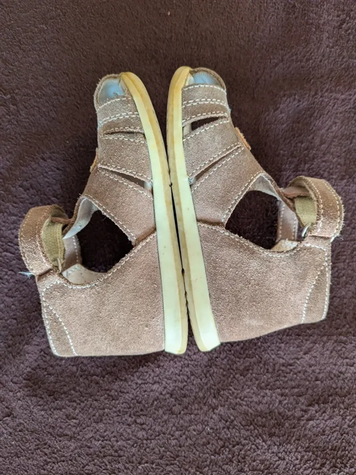 Chaussures cuir semi-fermées 22 - photo numéro 4