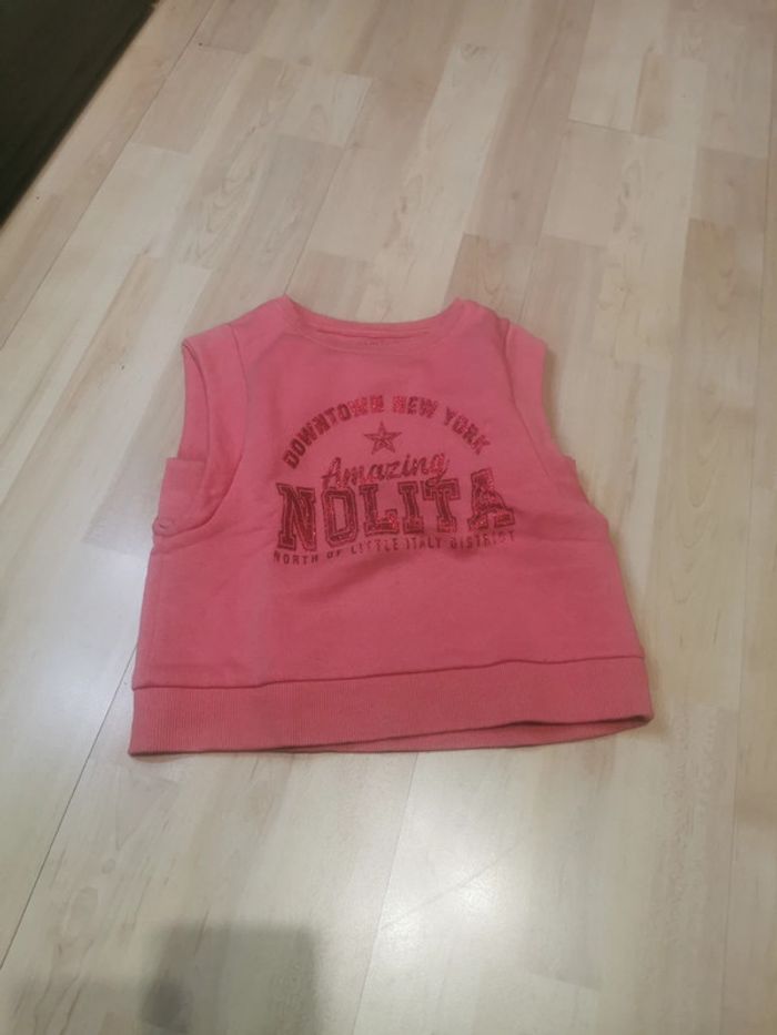 Haut sans manches matière sweat taille 3 ans