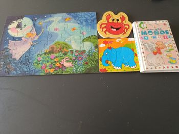 Lot de puzzle+livres
