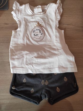 Lot vêtements bébé fille 12 mois