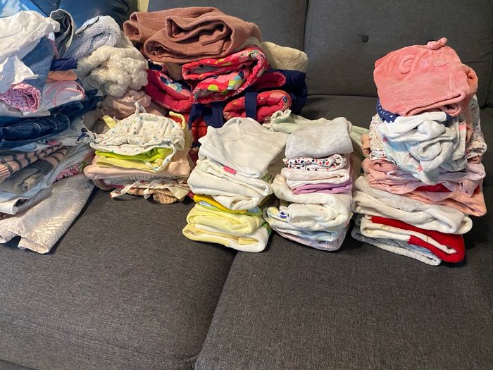 Lot d’environ 80 pièces vêtements bébé fille de 0-3 mois à 12-18 mois… - photo numéro 8