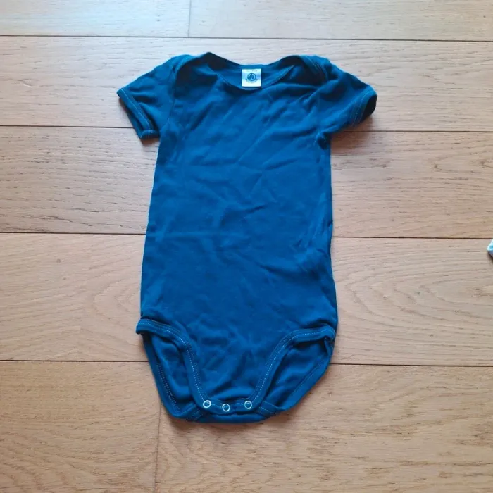 Lot de 2 bodies Petit Bateau 36 mois - photo numéro 2
