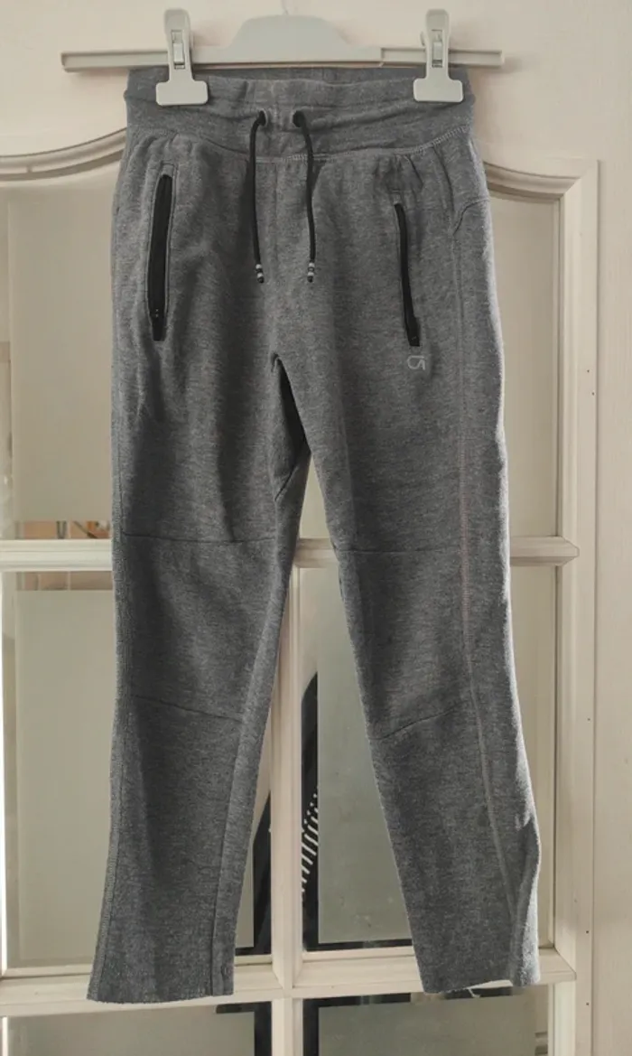 Pantalon jogging Gap gris 6-7 ans