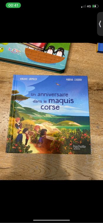 Livre un anniversaire dans le masquas corse