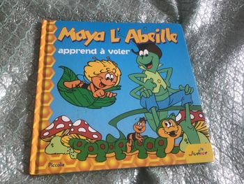 Livre maya l’abeille apprend à voler