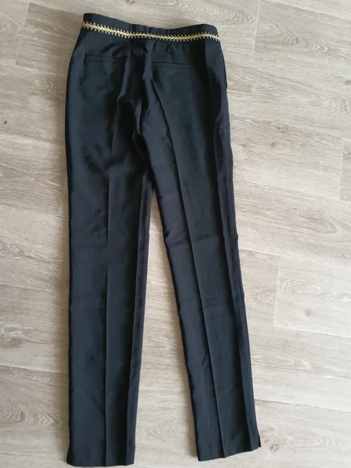 Pontalon noir motifs doré taille s neuf - photo numéro 2