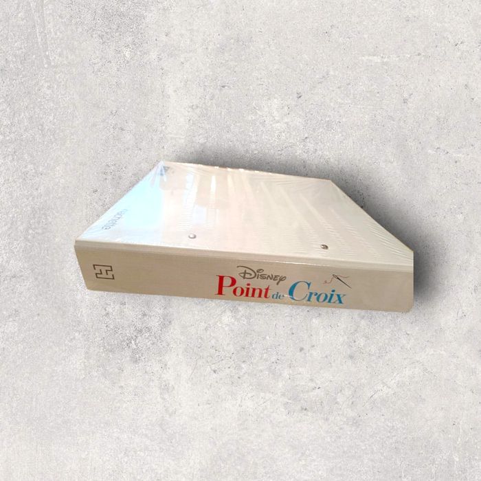 📚 Classeur Disney – Point de croix (Neuf, emballé - photo numéro 2