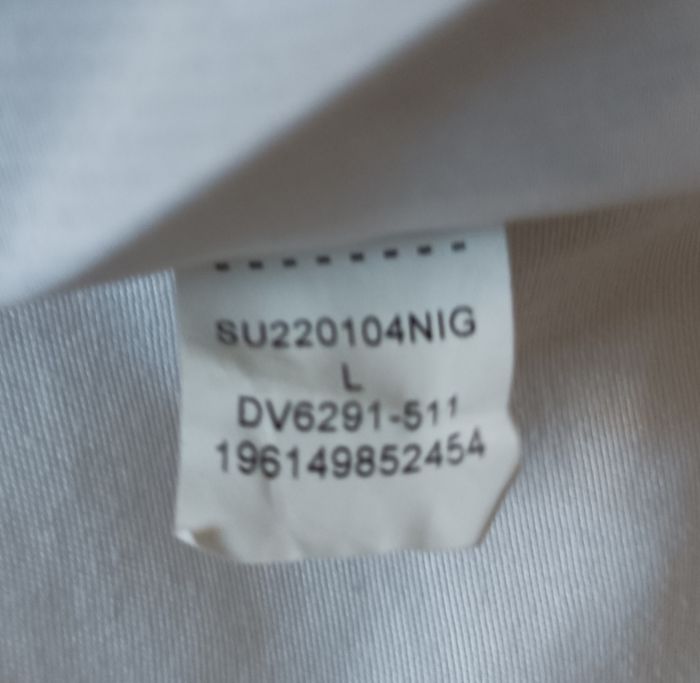 T. SHIRT HOMME JORDAN - TAILLE L - photo numéro 4