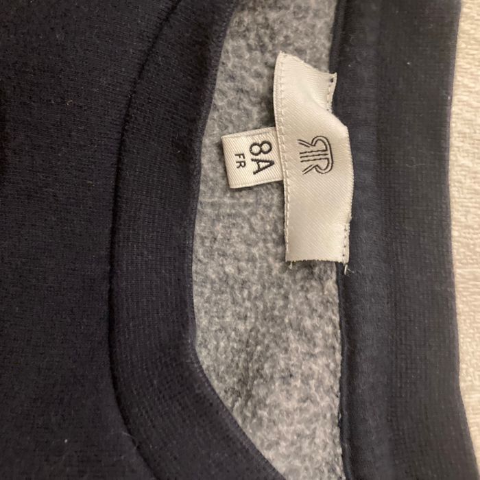Sweat-shirt en 8 ans - photo numéro 2