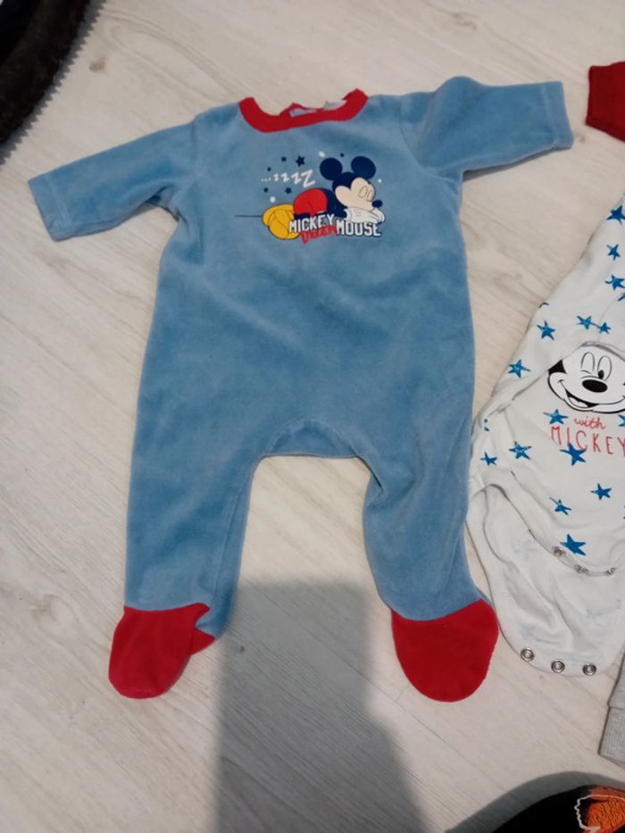 Petit lot de mickey - photo numéro 5