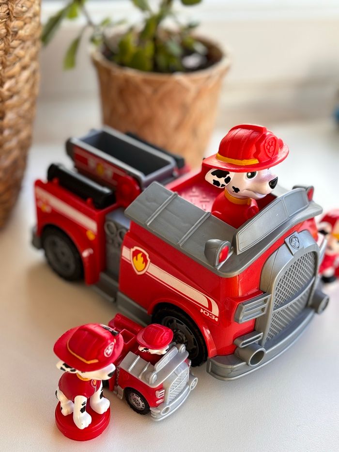 Lot grand camion de pompiers marcus avec figurines paw patrol - photo numéro 4