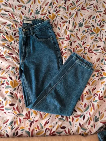 Très beau jeans