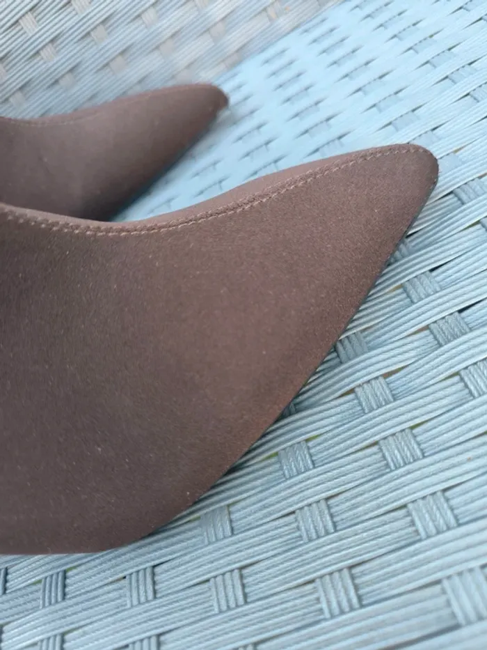 Bottines chaussettes à talons marron femme Bershka Taille 39 Neuf - photo numéro 2