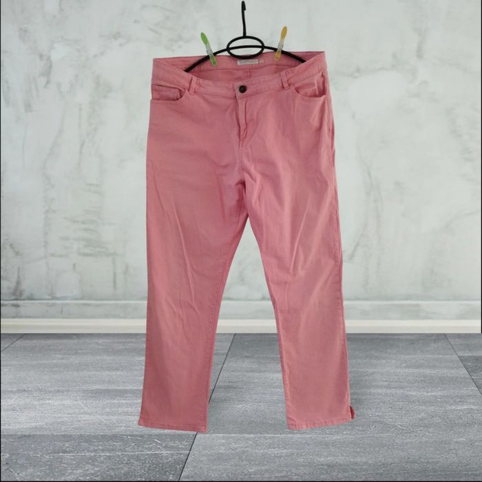 Joli pantacourt femme T 44 In Extenso