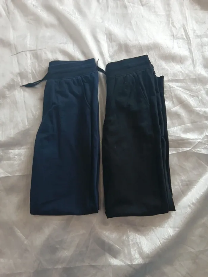 Lot de 2 joggings neufs XS /14 ANS - photo numéro 6