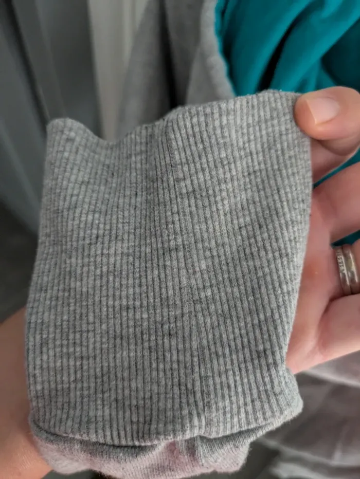 Sweat a capuche gris motif coeur Only - photo numéro 6