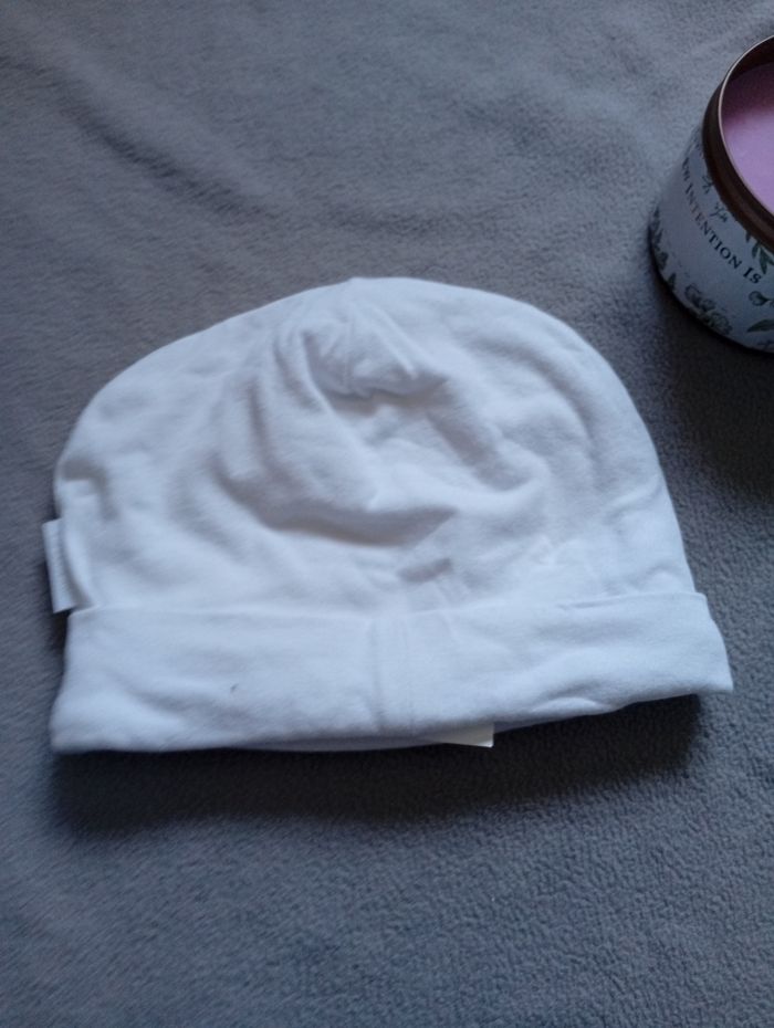 Bonnet blanc – Chico – 6/9 mois – Neuf - photo numéro 2