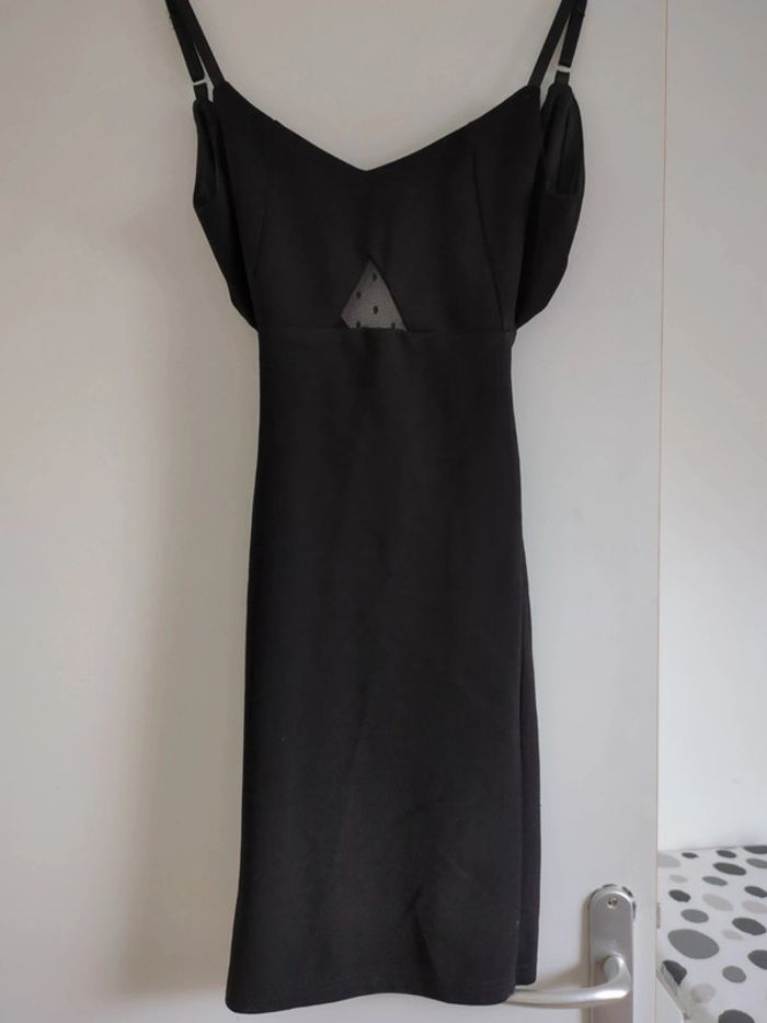 Magnifique petite robe noire